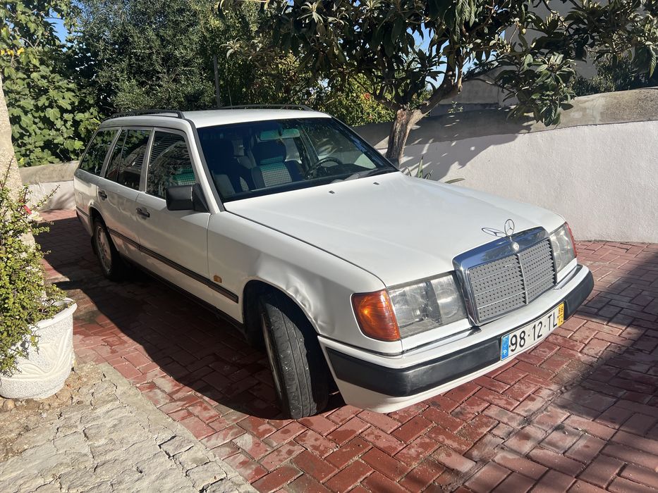 Mercedes 250 TD (S124)