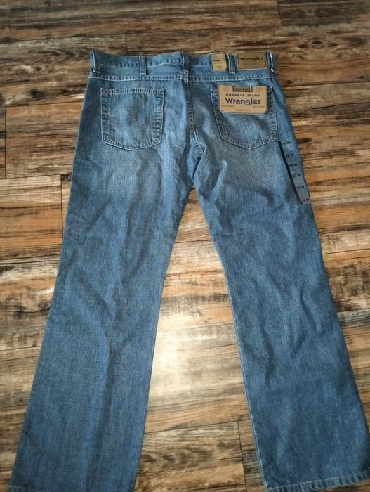 Джинсы, wrangler