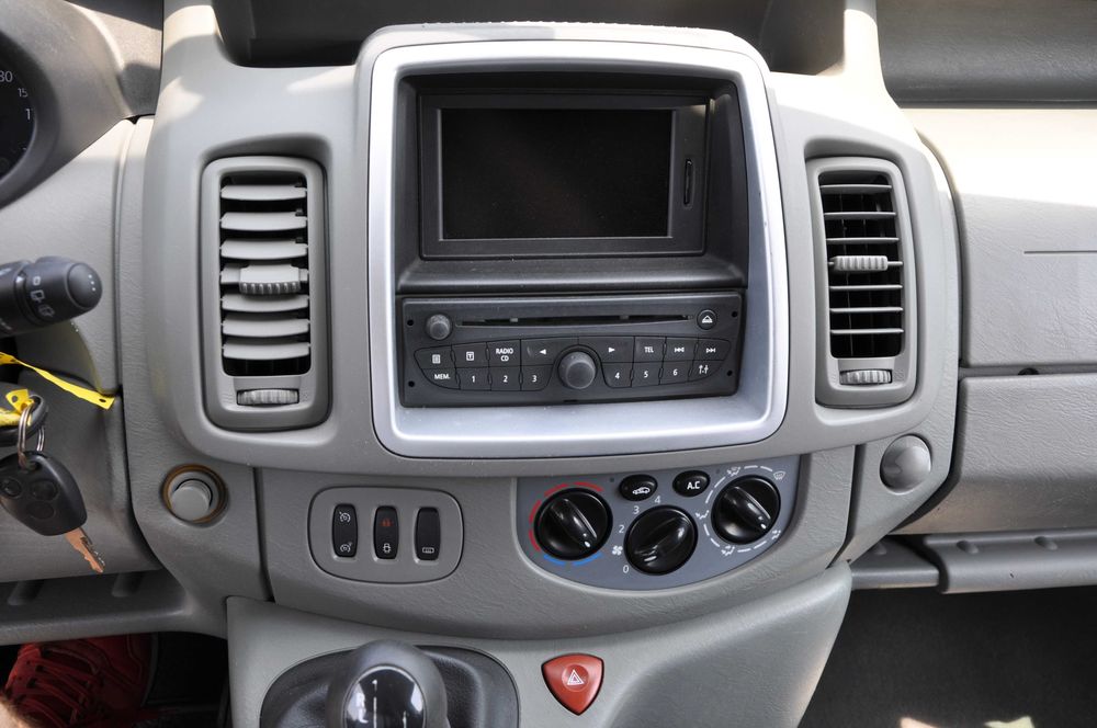 Wynajem/Wypożyczalnia busów - Renault Trafic