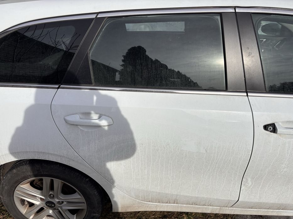 kia Ceed III 3 Kombi Drzwi Prawe Przednie Prawy Przód +tyl komplet WD