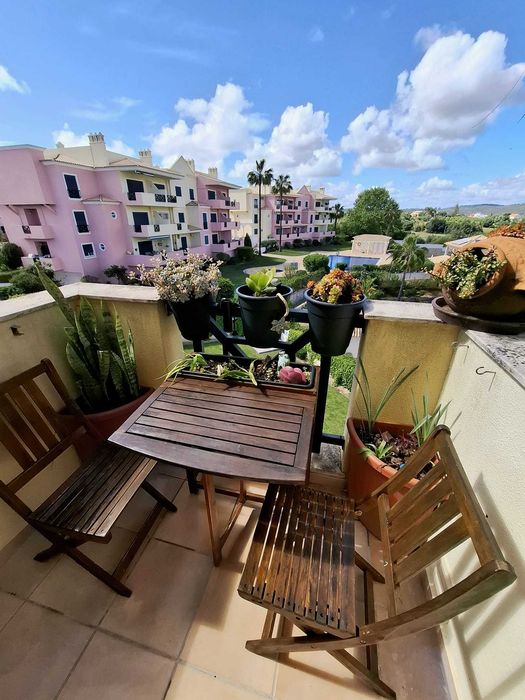 Apartamento T2 Olhos de Agua