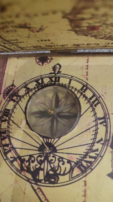 Caixa Madeira - 500 Anos de Descobertas