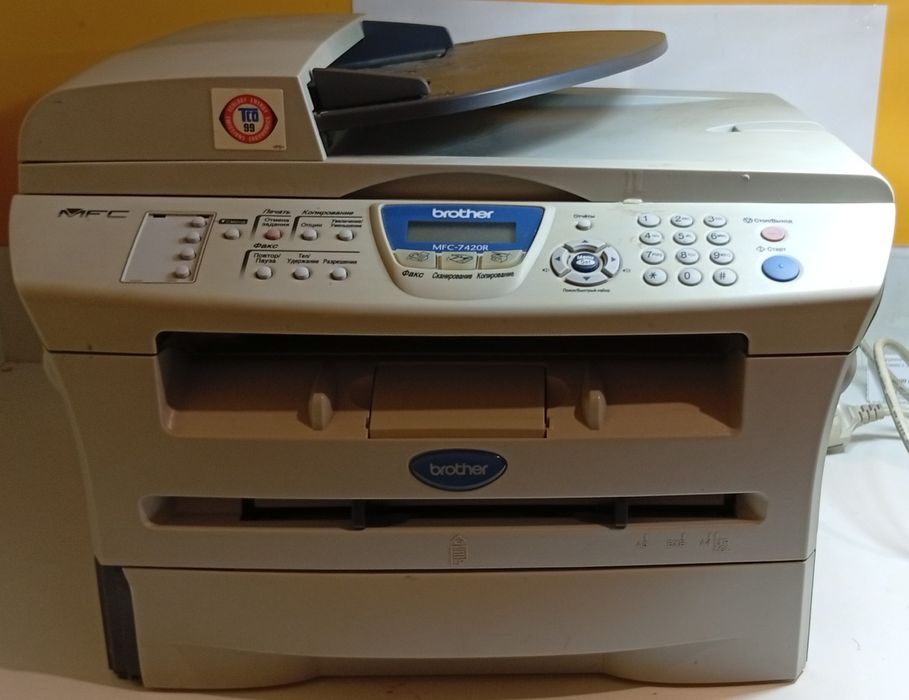 Продам МФУ Brother MFC-7420r