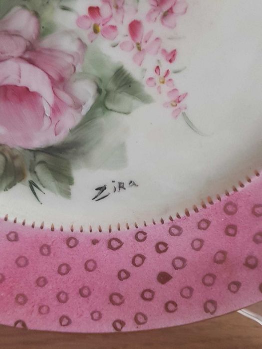 Prato Antigo Floral Pintado á Mão (NOVO)