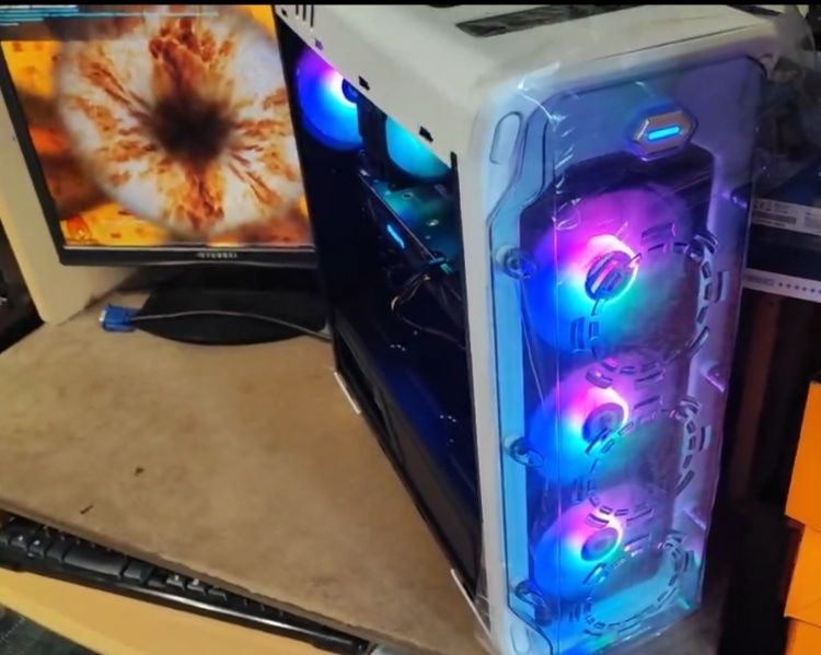 Продам ігровий комп'ютер на і7 4790