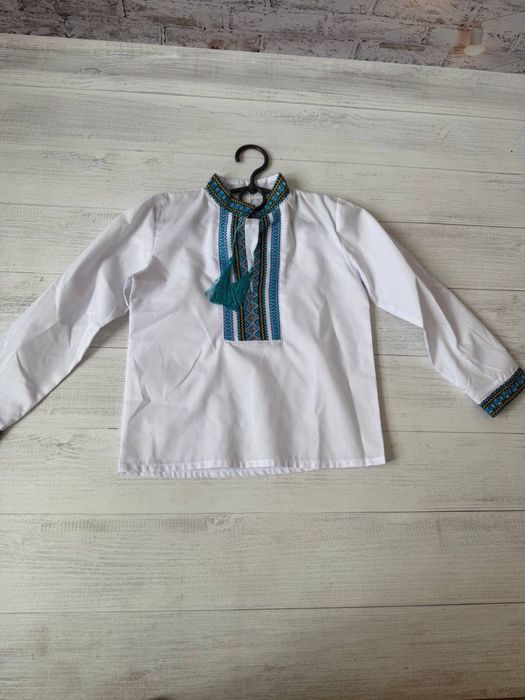 Вишиванки для дівчаток та хлопчиків