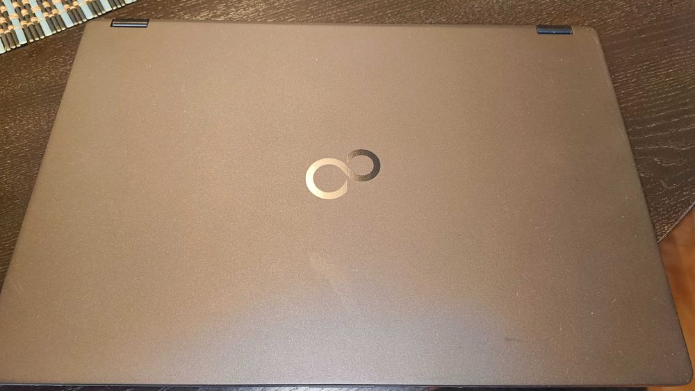 Portatil Fujitsu i5