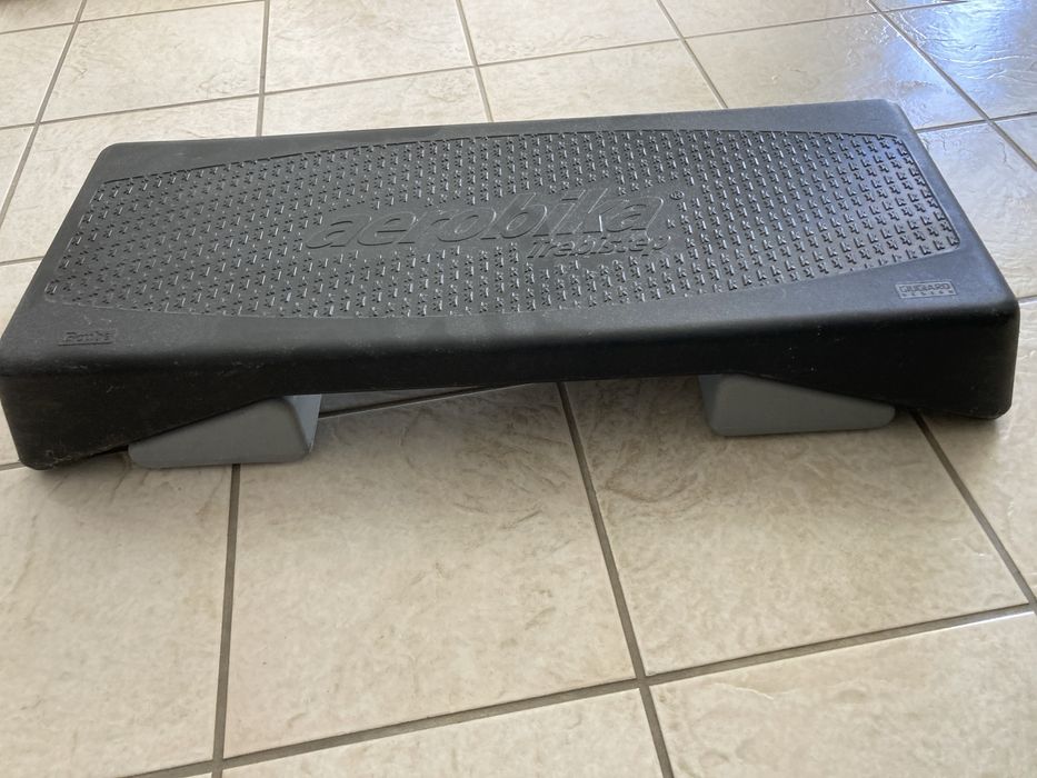 Step da marca aerobika