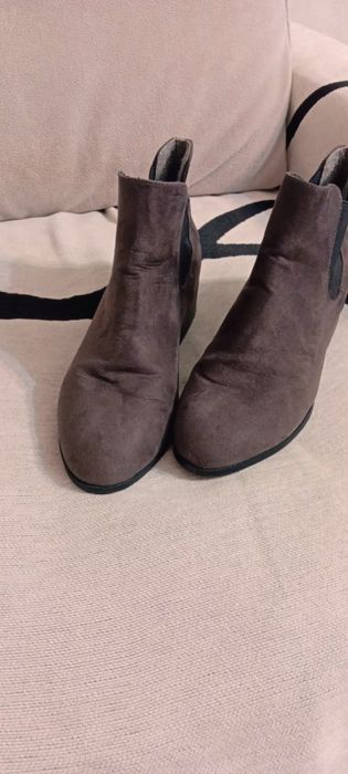 Szare botki39 wk25cm