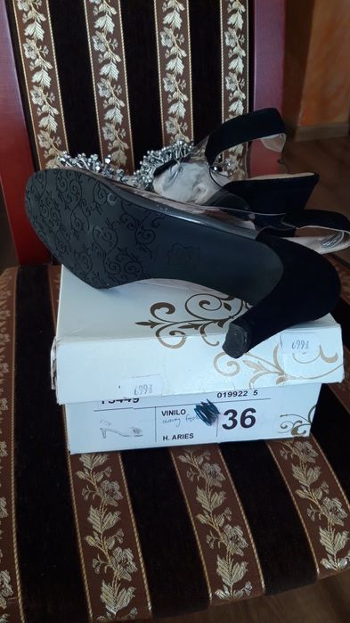 Sandaly żelowe Brenda Zaro r 36