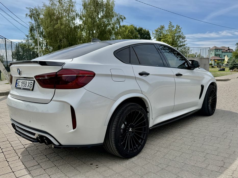 Продам BMW X6M під виплату