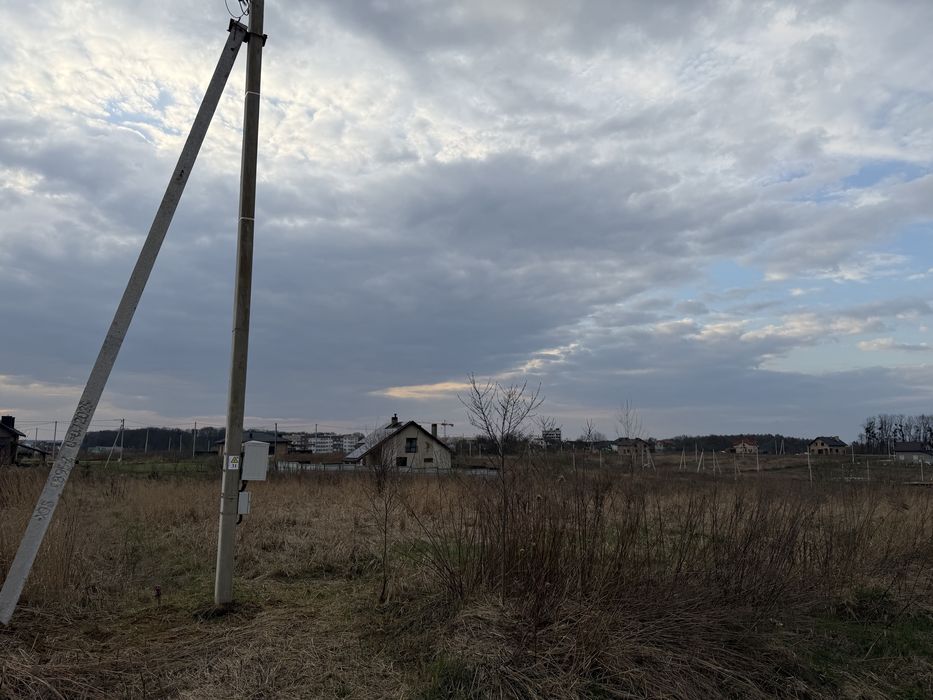 Ділянка 6 сот під забудову в Дублянах