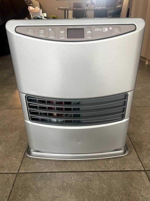 Japoński piecyk naftowy 3kW Toyotomi Zibro 2230 / Zibro LC-32