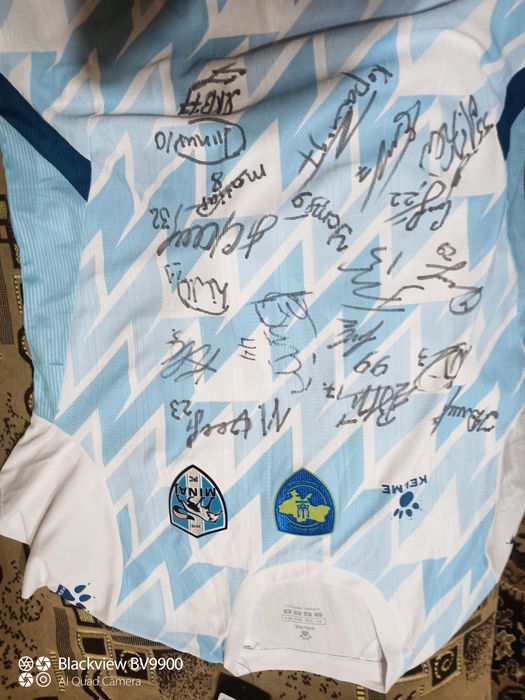 Футболка клуба Минай.