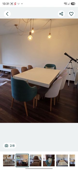Mesa de jantar extensivel lacada e 8 cadeiras