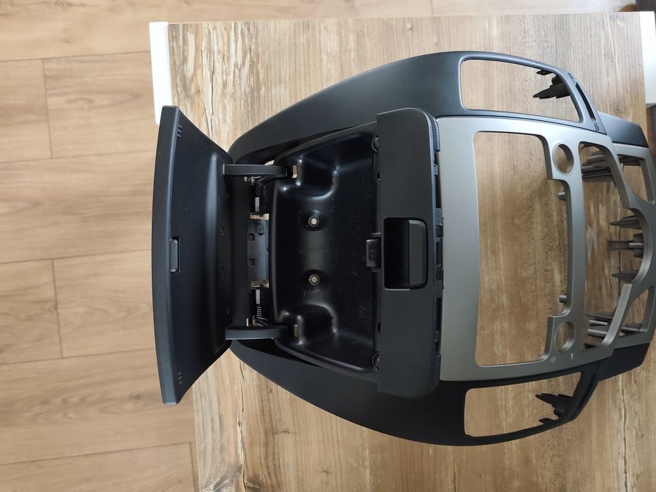 Ramka do radia ze schowkiem, Hyundai i30 2008r oryginał