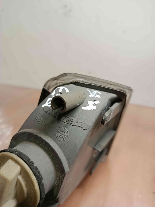 Pisca trás esquerdo RENAULT 19 I (B/C53_)