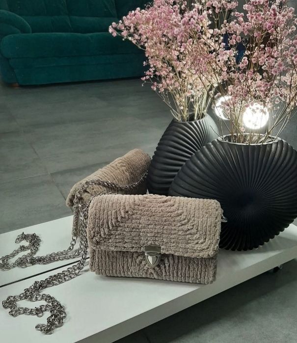 Продам сумочку - клатч