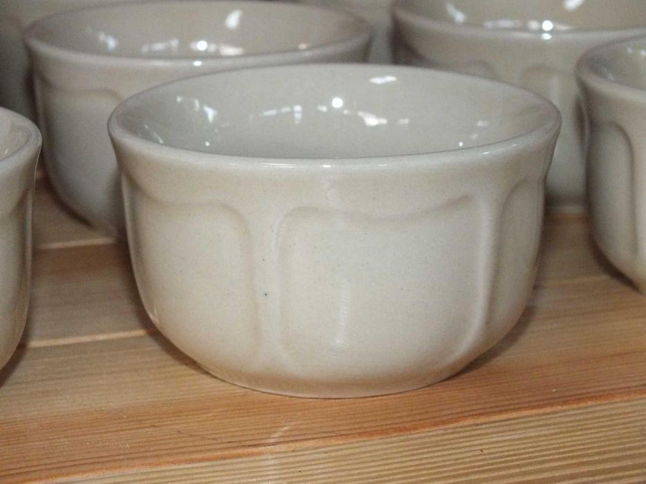 Porcelit Pruszków kokilki miseczki Design PRL 11 SZT