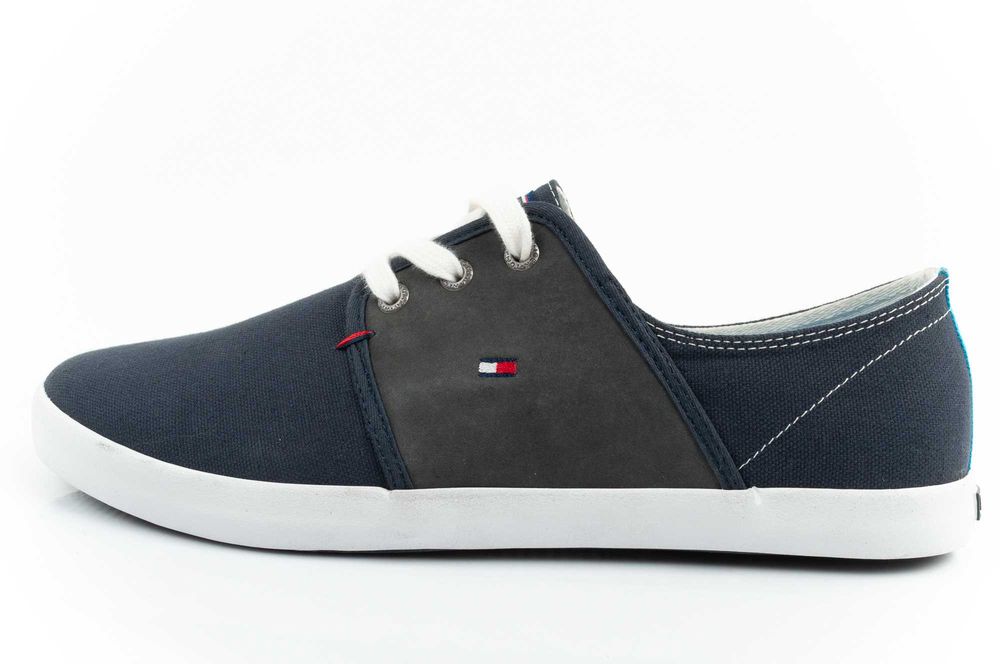 Tommy Hilfiger buty sportowe trampki modne wygodne niebieskie r. 41-46