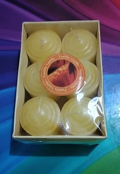 Caixa com 6 velas