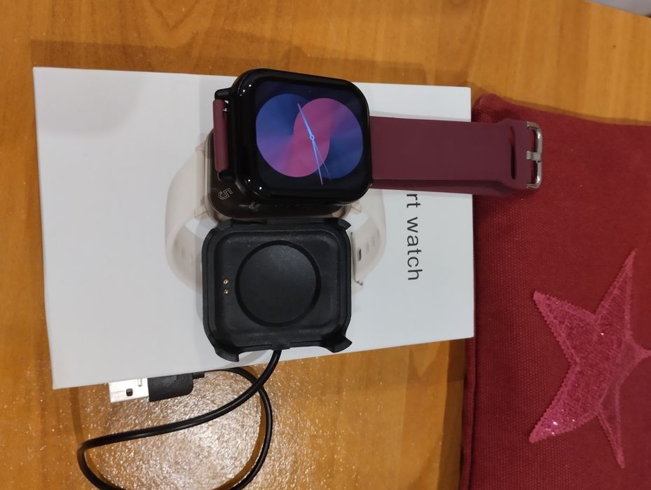 Smartwatch desportivo. Com várias funções desporto