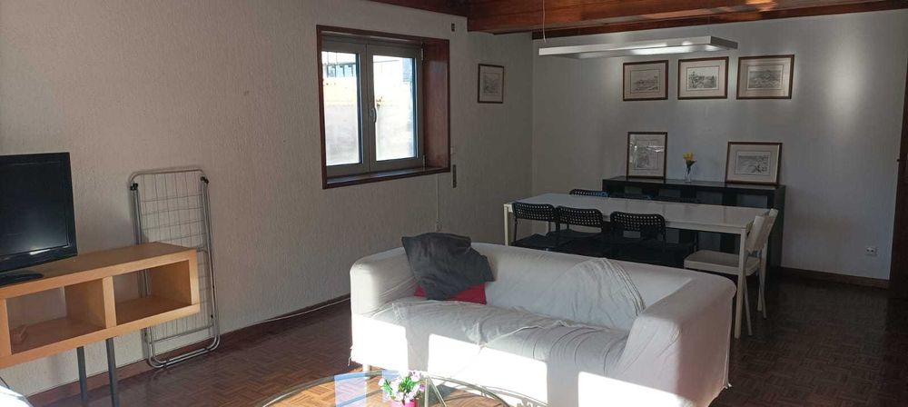 Quarto no centro de Águeda
