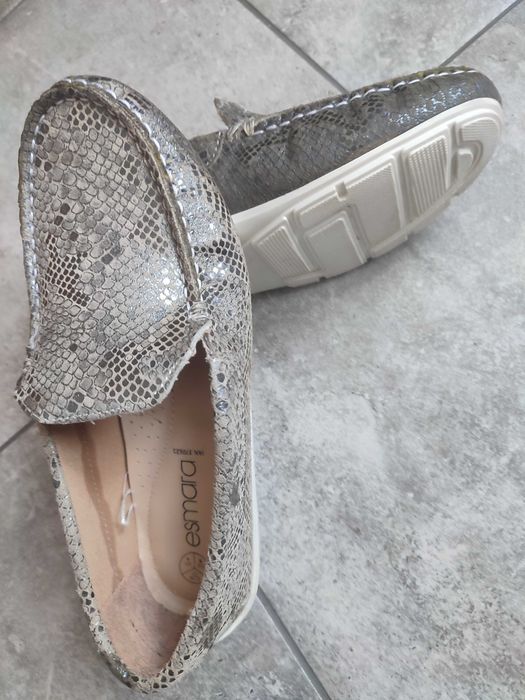 Mokasyny im.wężowej skórki rozm.37 nowe