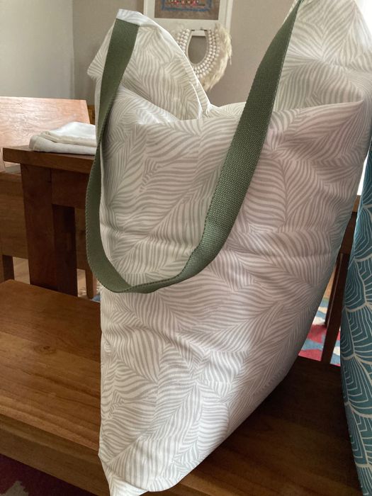 Almofada/Puff para a praia, piscina ou jardim. Nova