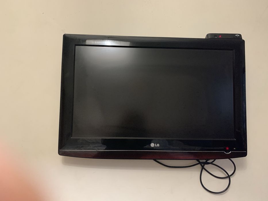 Tv  LG a funcionar com comando