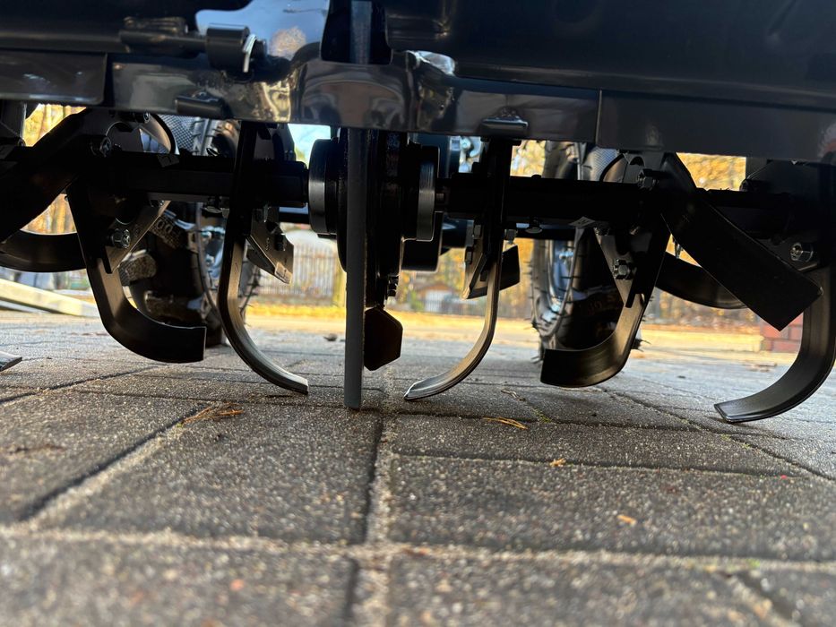 Glebogryzarka spalinowa Cedrus GLX650 - 65 cm, mocny silnik, od ręki