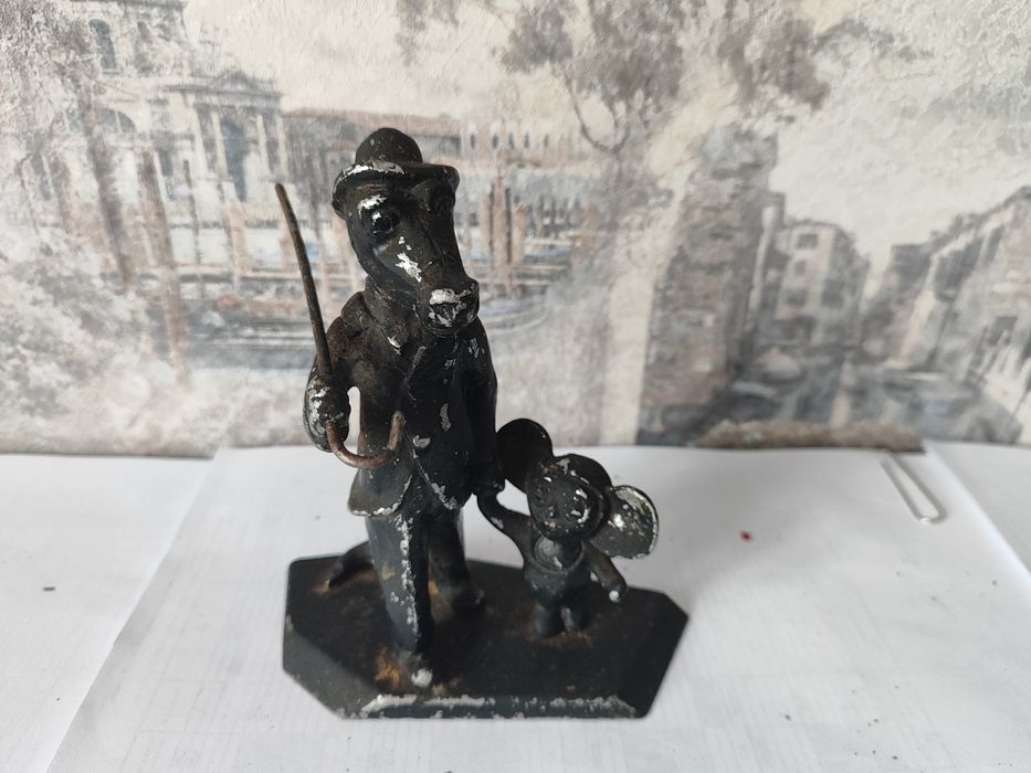 Статуэтки "Крокодил Гена и Чебурашка".