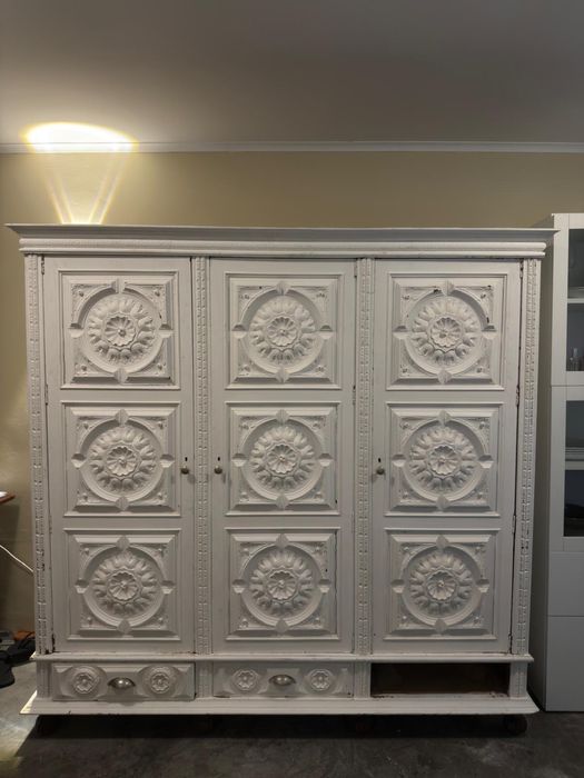 Armário Roupeiro Vintage