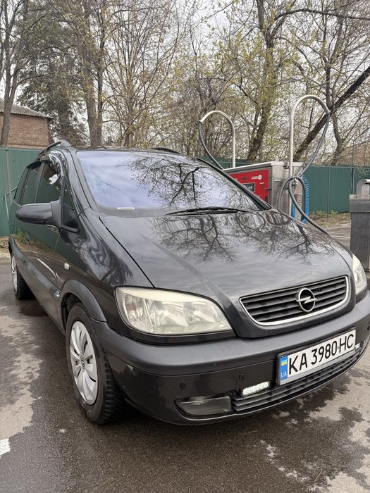 Продаж Opel Zafira 2000