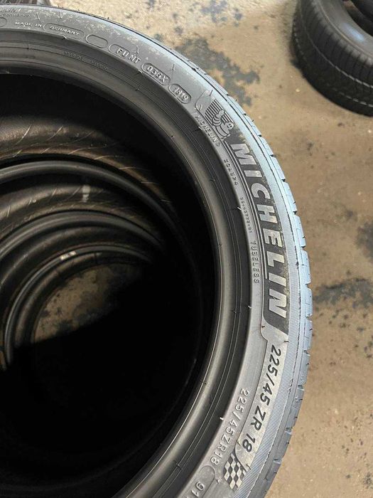 225/45 R18 Michelin Pilot Sport 4 100% Б/У ПРЕМІУМ ШИНИ ВЕЛИКИЙ ВИБІР СКЛАД КОЛІС CK354-19