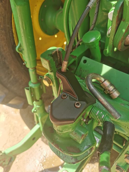 Nowa pokrywa / osłona zaczepu AL205365 HS1700KU38