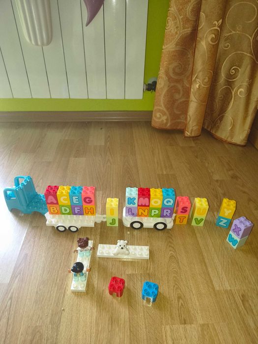 LEGO Duplo-Ciężarówka z alfabentem 1015