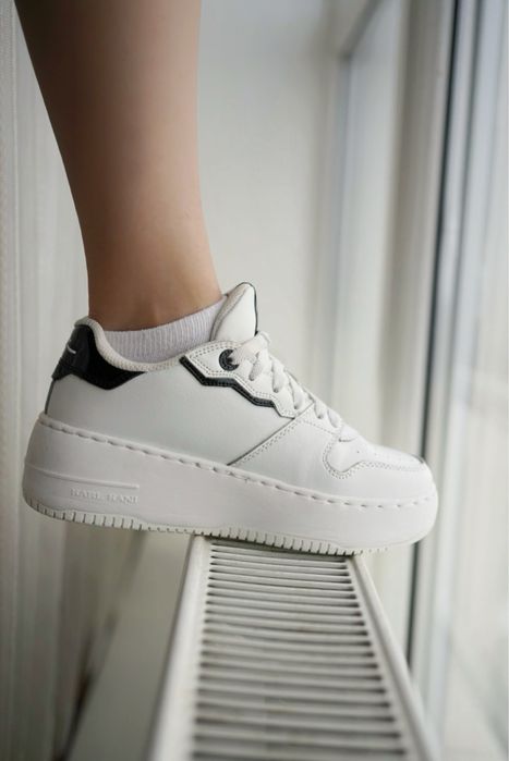 Снікерси Karl Kani білі шкіряні