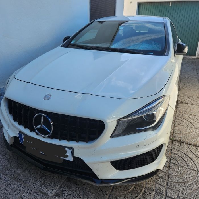 Mercedes CLA 200 AMG automático