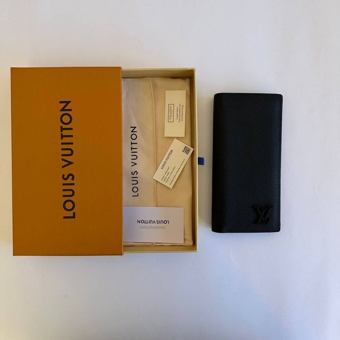 Кошелёк Louis Vuitton  Brazza