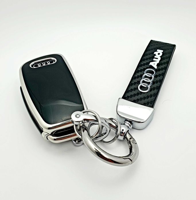 Etui z Breloczkiem Audi