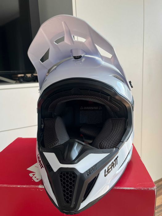 Kask LEATT GPX 5.5 Junior Dla dziecka Solid MX(cross,quad,enduro,mtb)