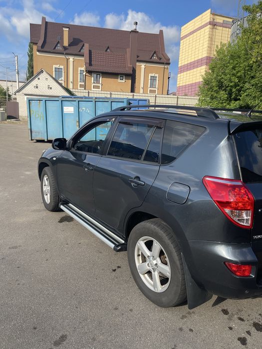 Продається Toyota rav 4