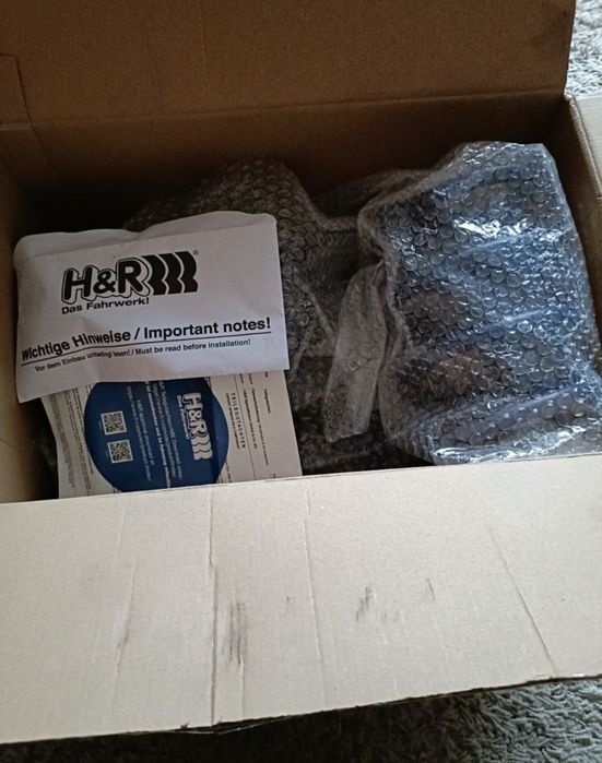 Jogo de molas de rebaixamento H&R novas  para Toyota Corolla hatchback