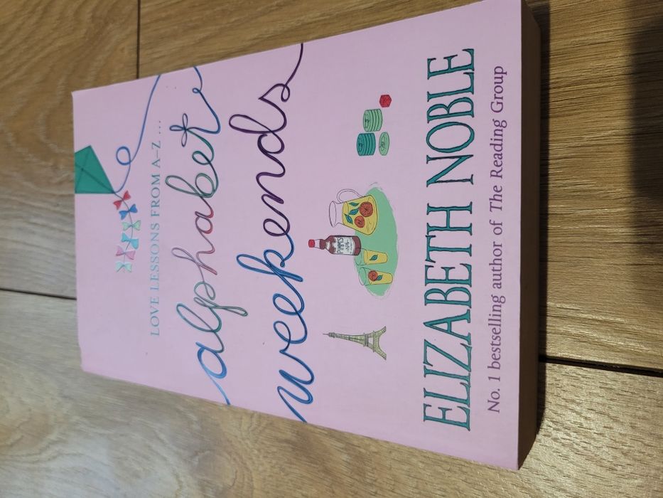 Książka Alphabet Weekends Elizabeth Noble