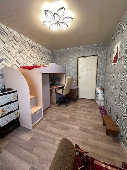 Продам 2-кімнатну квартиру на Лівому берегу