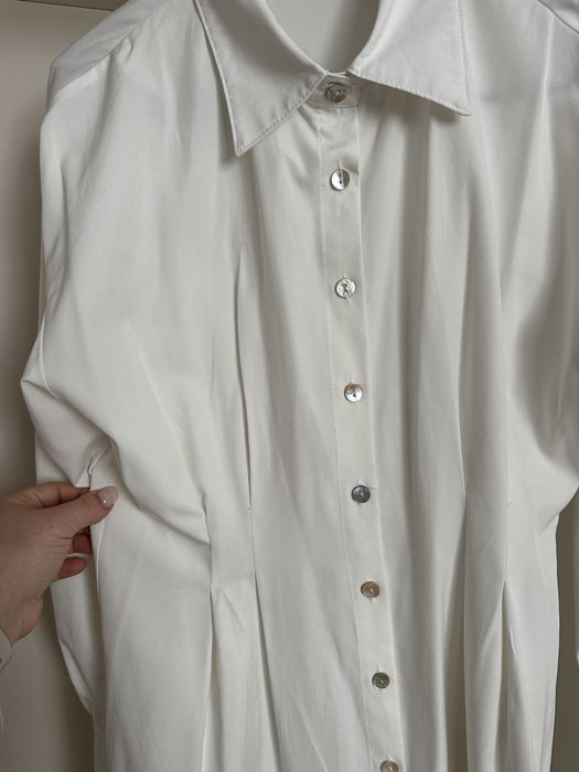 Taliowana koszulowa sukienka