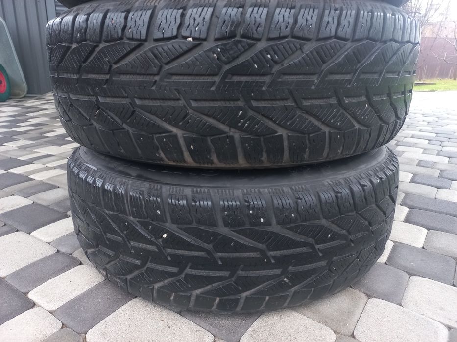 Диски+резина DEZENT 5×114.3/Tigar/235/65/R17(зима)