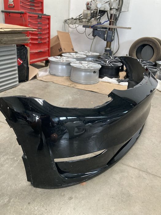 Zderzak przod tesla y 2020