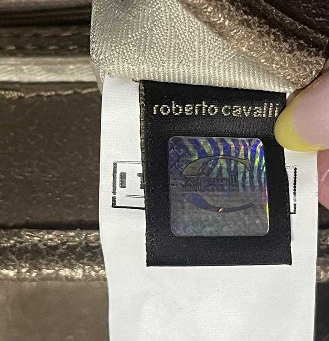 Оригинал.стильная,фирменная,кожаная сумка-клатч roberto cavalli